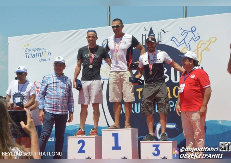 İstanbul ETU Triatlon Avrupa Kupası Yarışı’nda ASSK kürsünün en tepesinde!