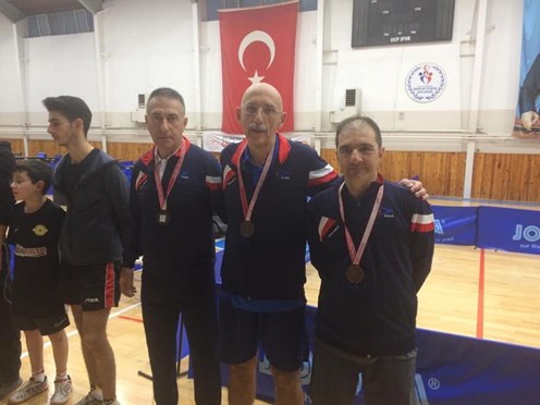 Masa Tenisi Istanbul Il Musabakalarinda Gumus Madalya Masa Tenisi Haberler Adalar Su Sporlari Kulubu Resmi Web Sitesi